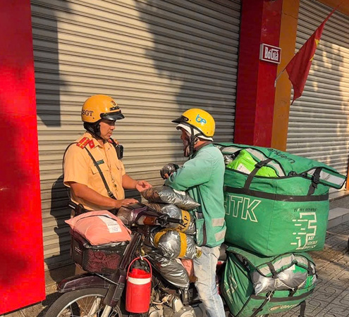TP.HCM: Tăng cường phạt nguội để chấn chỉnh trật tự lòng lề đường