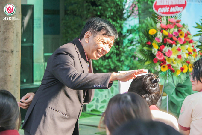 Giáo dục nhân văn trong thời đại hội nhập