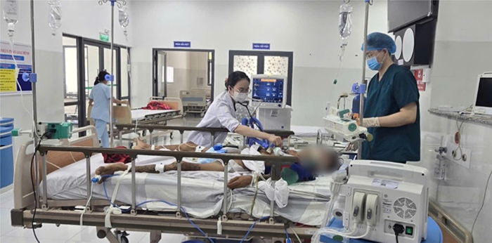 TP.HCM: Giành giật sự sống cho bệnh nhân nguy kịch tại Côn Đảo