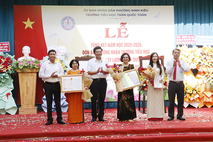 TP.Cần Thơ: Tiểu học Trần Quốc Toản đạt kiểm định chất lượng giáo dục cấp độ 2