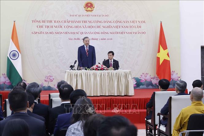 Tổng Bí thư, Chủ tịch nước Tô Lâm gặp gỡ cộng đồng người Việt Nam tại Ấn Độ