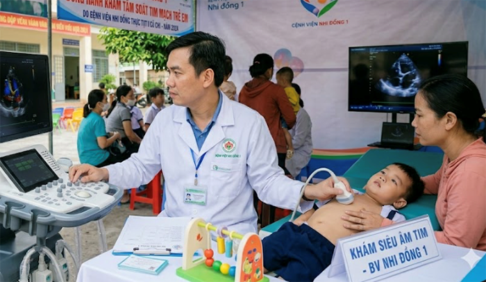 Người dân TP.HCM được khám sức khỏe miễn phí mỗi năm một lần