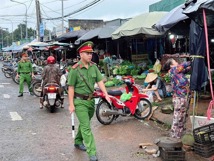 TP.HCM siết trật tự đô thị, nhiều tuyến đường thông thoáng trở lại
