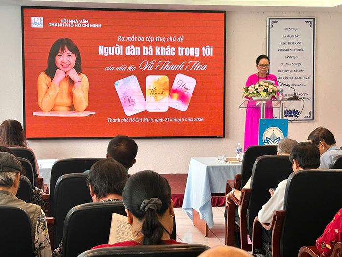 Ra mắt bộ ba tập thơ “Vũ – Thanh – Hoa”
