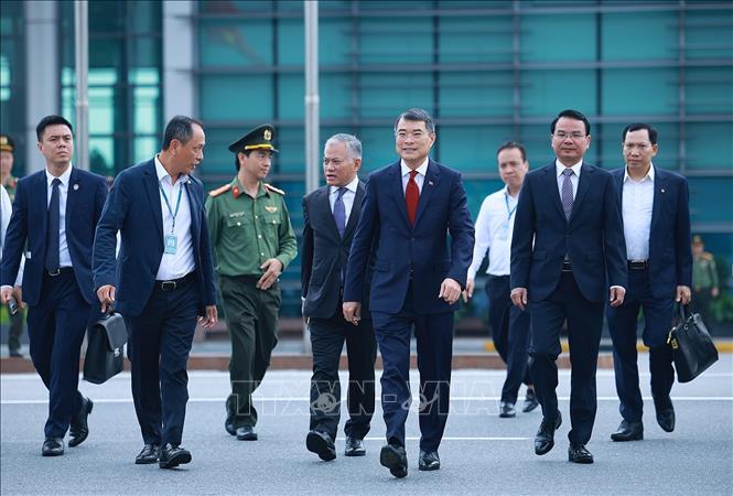 Thủ tướng Chính phủ Lê Minh Hưng lên đường dự Hội nghị Cấp cao ASEAN 
