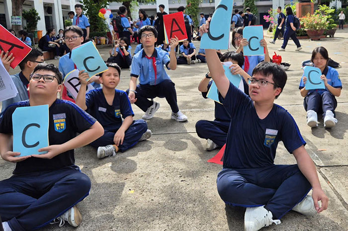 Độc đáo ngày hội tiếng Anh với chủ đề Chủ tịch Hồ Chí Minh