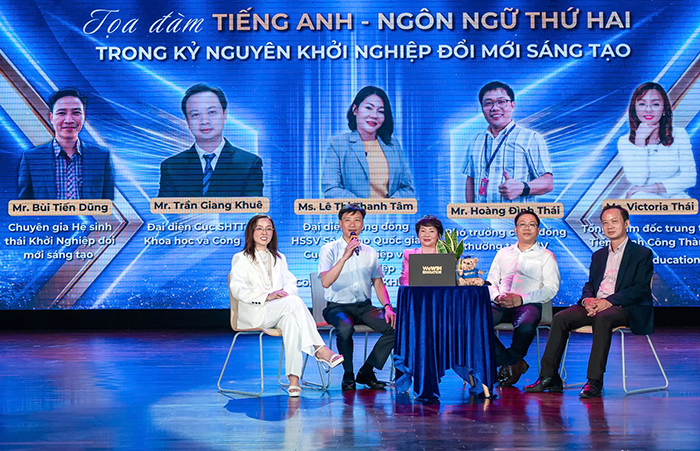 Tiếng Anh giúp học sinh và người trẻ dễ dàng cập nhật xu hướng công nghệ và kết nối quốc tế
