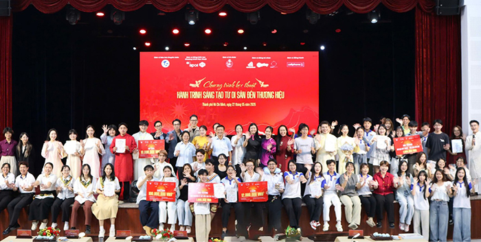 Giới trẻ tiếp cận văn hóa lễ hội Việt Nam bằng góc nhìn thực tiễn và tư duy ứng dụng