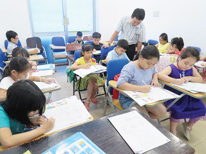 Phụ huynh làm gì khi con nghỉ hè dài ngày?