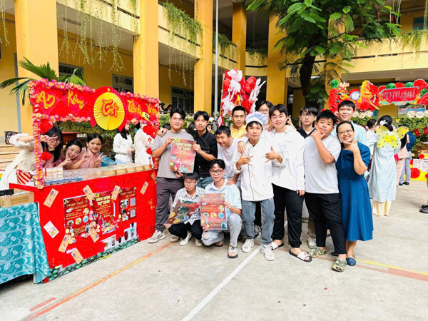 Đầu tư “khủng”, giá trị giáo dục mang lại có xứng đáng?