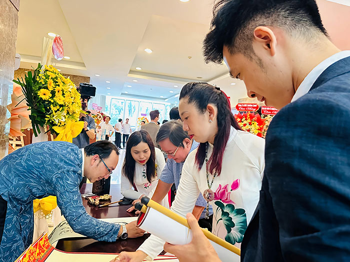 Những ân tình bút mực với Tạp chí Giáo dục TP.HCM