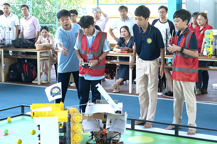 Nhiều học sinh thắng giải tại cuộc thi Robocon ORC 2026