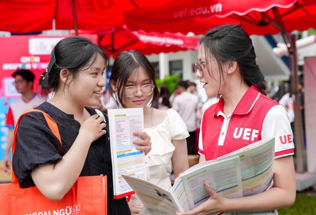 Điểm thi THPT từ 15 – 18: Vẫn rộng cửa vào đại học, quan trọng là chọn đúng hướng đi