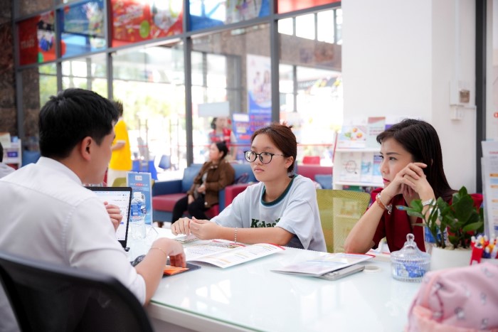 UEF đồng hành cùng thí sinh lựa chọn nguyện vọng trong giai đoạn then chốt